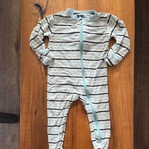 KicKee pants zippered footie, size 6-9 months